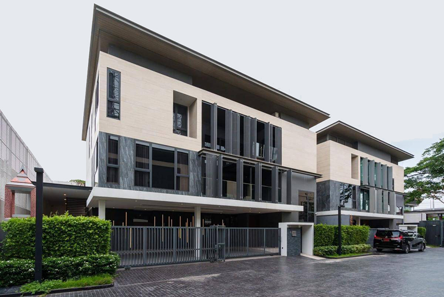 บ้านเดี่ยว ขาย 出售：曼谷超豪华三层独栋别墅–私家电梯+私人泳池 มีรายได้ดีขายพร้อมผู้เช่า บ้านเดี่ยวพระราม9–มอเตอร์เวย์ เหมาะสำหรับนักลงทุน มีรายได้ดีขายพร้อมผู้เช่า